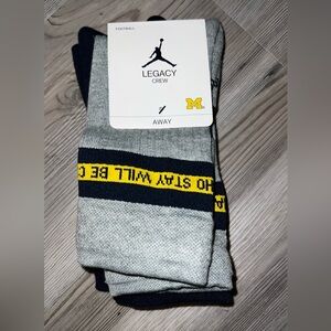 Jordan Legacy Crew Socks 2 Pack University Of Michigan Women’s 4-6 Youth 3Y-5Y